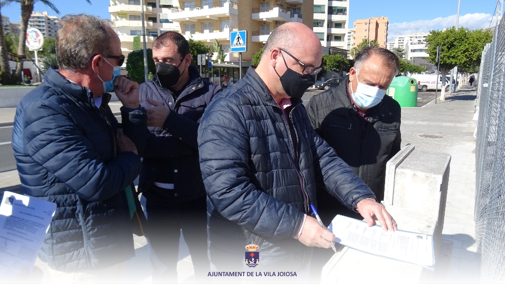 L'Ajuntament de la Vila Joiosa signa la recepció de les obres d'accessibilitat i pavimentació de l'avinguda Mariners de la Cala