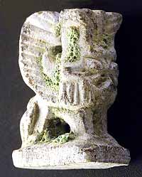 Amuleto egipcio en forma de esfinge